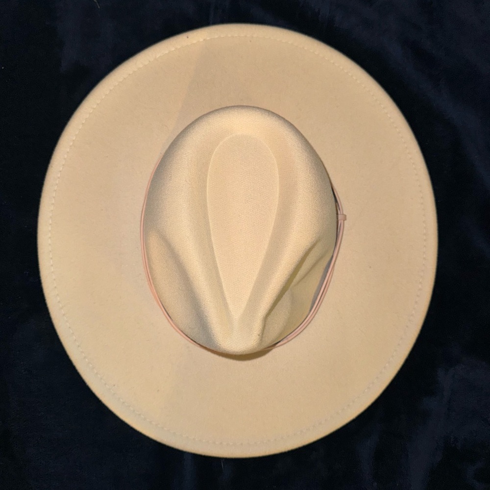 Fedora Hat in Cream/ Blush Pink